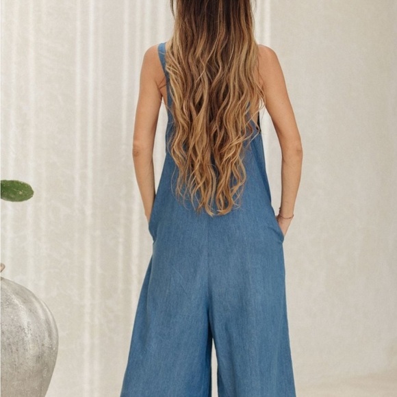 Myrah Penaloza Jumpsuit - Picture 4 of 9